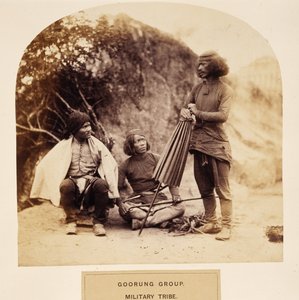 Goorung Group, Military Tribe, Nipal, fra The People of India, af J. Forbes Watson, udgivet 1868 (albummet tryk) af English Photographer